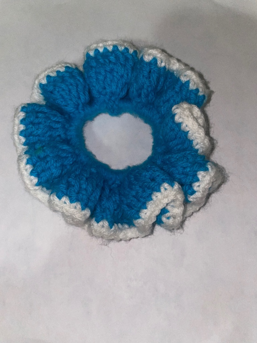 Crochet scrunchie